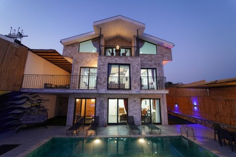 Villa Legendary 1